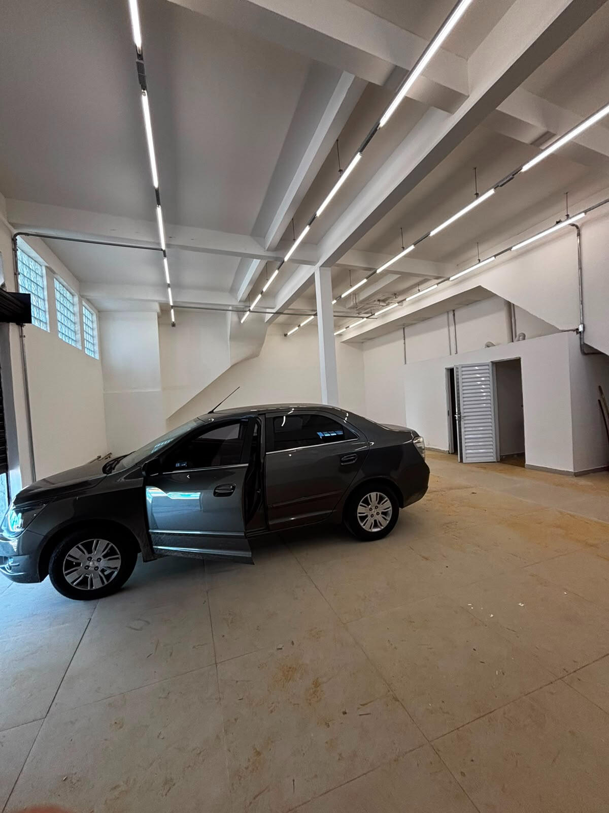 Sala Moraes Flagship 118m - L151